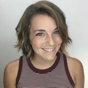 Meet your Posher, Julia